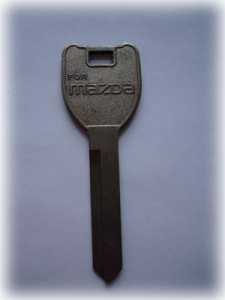 Изготовление автомобильных ключей с транспондером (чипом).