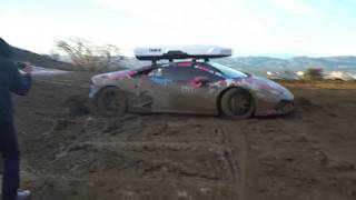 Lamborghini и грязь
